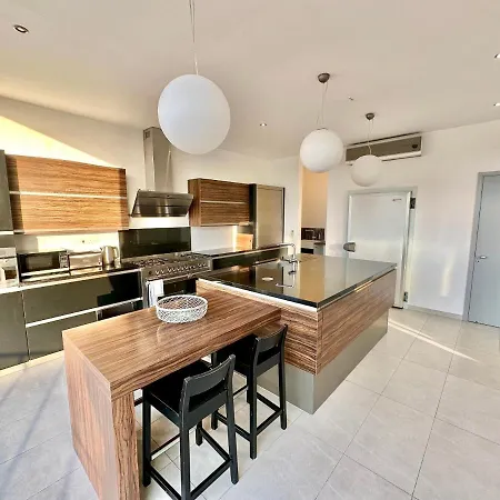 Amazing Luxury Larnaca