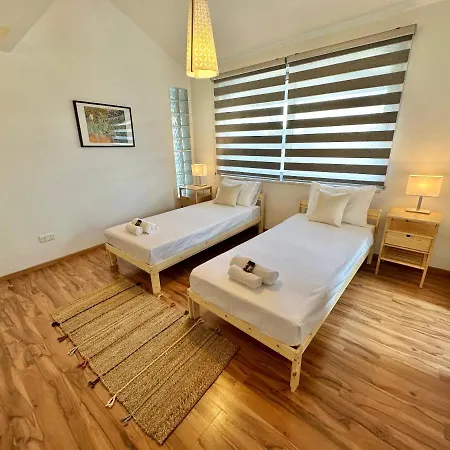 Amazing Luxury Larnaca Aradhippou