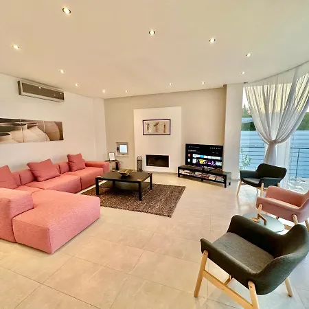 Amazing Luxury Larnaca Aradhippou